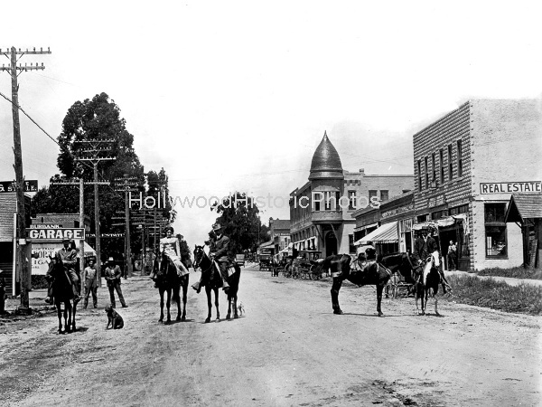 Burbank 1910 San Fernando Rd and Olive Ave.jpg